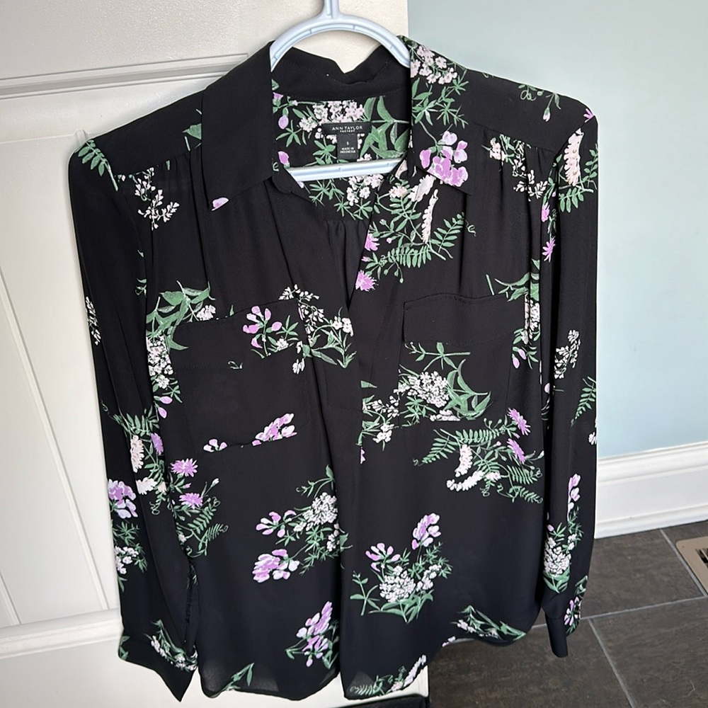 Ann Taylor blouse.  Size small.
